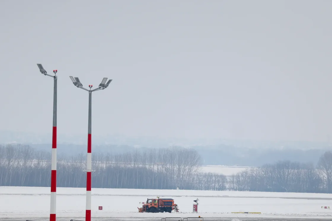 Újraindult Ferihegy forgalma, Bécsben és Pozsonyban is járnak már a repülők