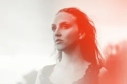 Sodró Eliza: Ez a könyv alapjaiban formálta át, ahogy önmagamra tekintek