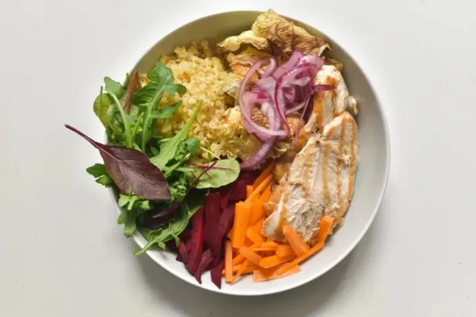 Az Okostányér vagy My Plate alapján könnyű elképzelni a helyes egyéni adagokat – Fotó: Ács Bori / Telex