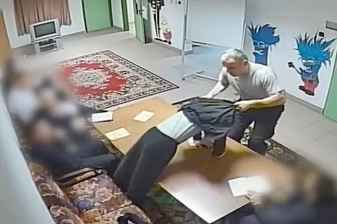 Már nyáron az ügyészségnél voltak a Szőlő utcai bántalmazásról szóló felvételek, amelyeket Juhász Péter decemberben tett közzé