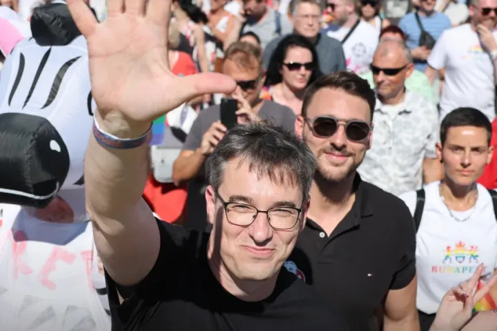 Karácsony olyan díjat kapott a Pride szervezéséért, amit előtte Tőkés Lászlónak és Richard Gere-nek is odaítéltek