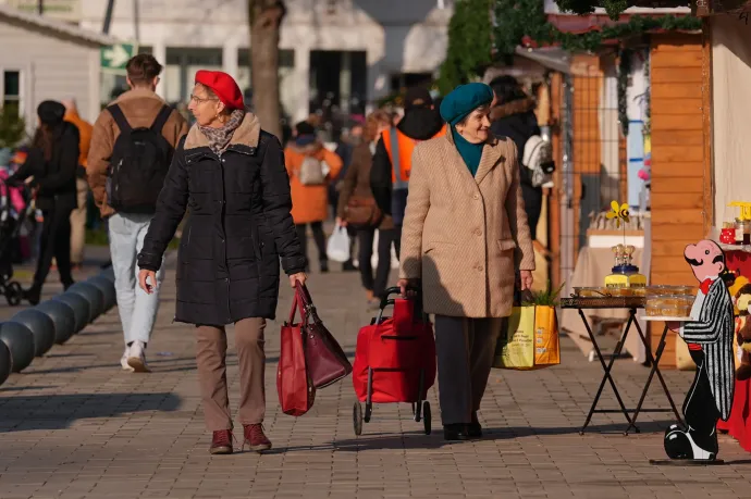 Az ember csak próbál túlélni – a magyar nyugdíjasok rossz helyzetéről készített jelentést a Human Rights Watch