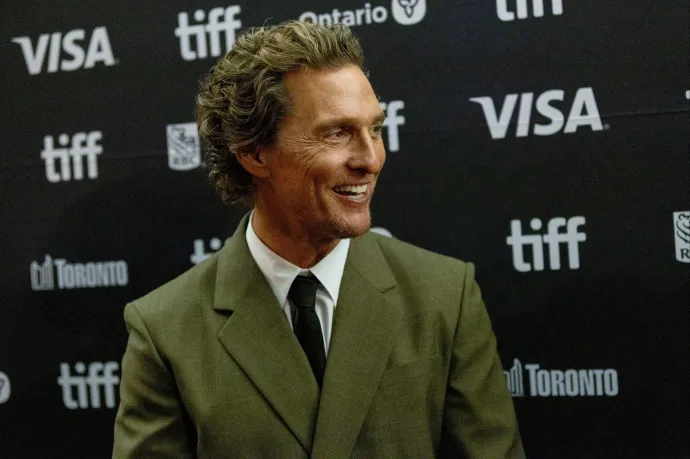 Matthew McConaughey levédette az egyik leghíresebb jelenetét, így küzd az MI ellen