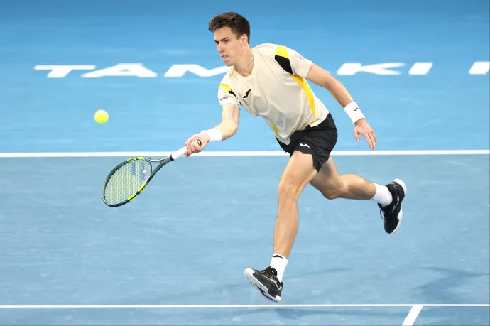 Marozsán Fábián a második kiemeltet győzte le az aucklandi tenisztornán