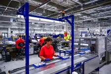 Szijjártó szerint a keleti országrész utolérte a nyugatit, de az adatokból ez nem látszik