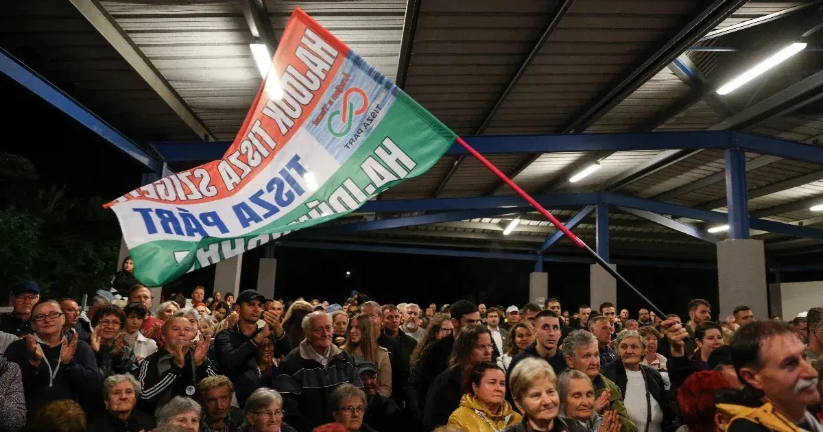 Tisza Párt népszerűsége nő, Fidesz lassú csökkenésben Tisza Párt népszerűsége nő, Fidesz lassú csökkenésben