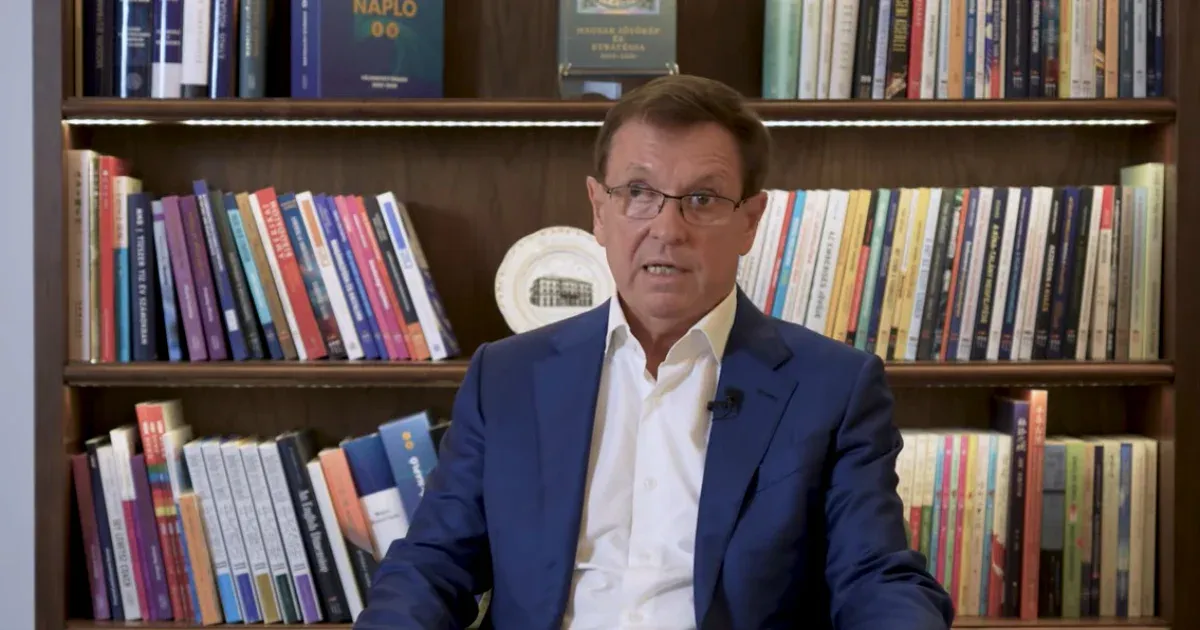 Matolcsy György feltöltött a YouTube-ra egy videót, amiben arról beszél, hogy az amerikaiak nem nézik, honnan van a pénzed