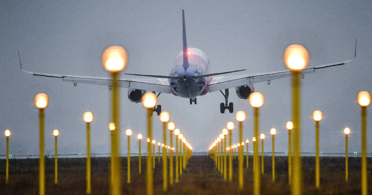 Egy szűkszavú rendeletből úgy tűnhet, az állam kiszáll a vidéki repterekből. Valójában más tervei vannak