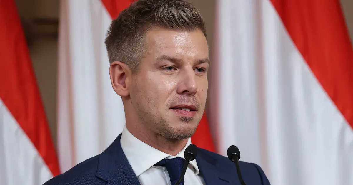 Lázár János szerint Magyar Péternek van lakása Dubajban, a Tisza Párt szerint meg nincs