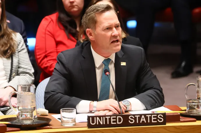 Az USA közölte, hogy minden lehetőséget megfontol Iránnal szemben