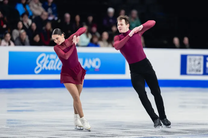 Pavlova Maria és Sviatchenko Alexei a 2026-os sheffieldi Európa-bajnokságon – Fotó: Yuan Tian / NurPhoto / AFP