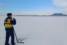 Elő a korcsolyákkal! A Velencei-tavon és a Balaton déli partjánál is lehet már jégre lépni