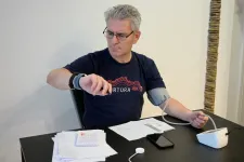 A csuklómra költöztettem a háziorvost. Vagy mégsem?