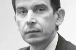 Őrizetbe vették a paksi beruházás orosz fővállalkozó cégének igazgatóját, mert pénzt küldhetett az ukrán hadseregnek