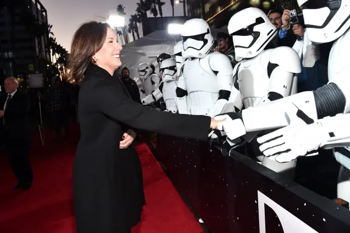 Ez történik, ha rossz Star Wars-filmeket csinálsz