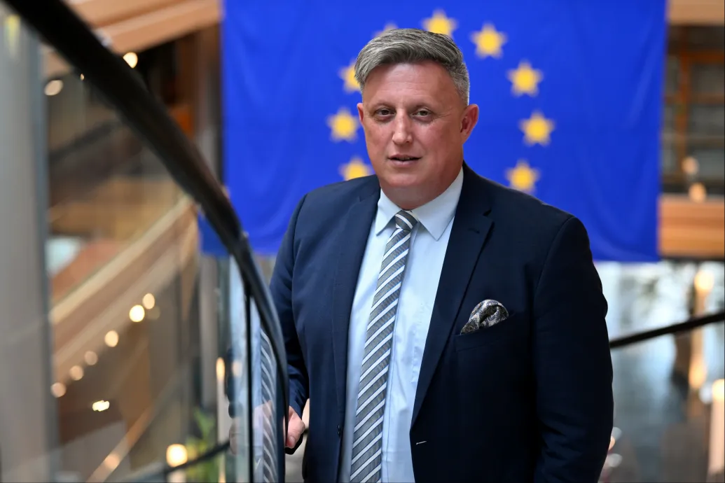 Nem emelnek vádat a nőverő Győrffy Balázs ellen, jóvátételről egyezkedhet az áldozataival