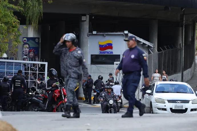 Nem fognak kiürülni Maduro tömlöcei, ahol magyar foglyok is raboskodtak