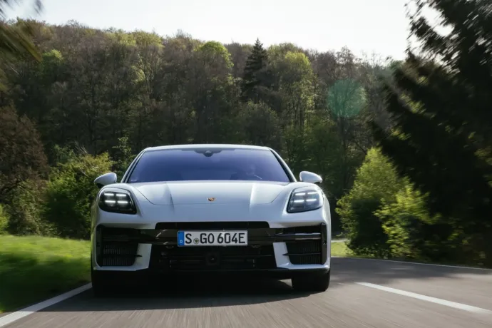 Az elmúlt 16 évből tavaly csökkentek a legjobban a Porsche eladásai