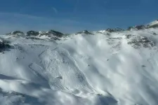 Nyolc síelő halt meg lavinák miatt az osztrák Alpokban