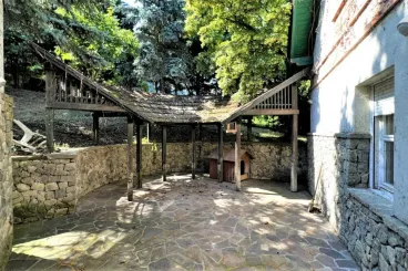 Terápiával ér fel ennek a leányfalui otthonnak a panorámája