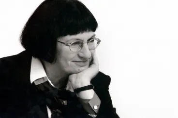 Balla Zsófia költő: Szüleim a 20. század nagy traumái közepette is ragaszkodtak a szellemi tisztasághoz