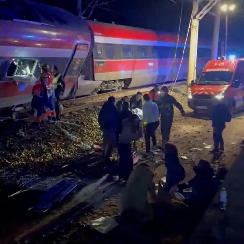 Legalább tízen meghaltak és több mint százan megsérültek egy spanyolországi vonatbalesetben Kép