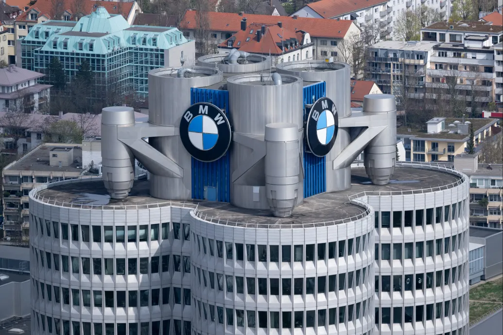 Beszakadtak a német autógyártók részvényei