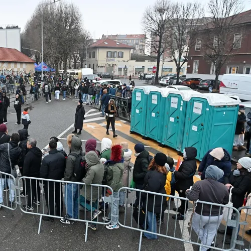 Fact-check: Tényleg tömegesen migránsokat akar betelepíteni júniustól „Brüsszel”?