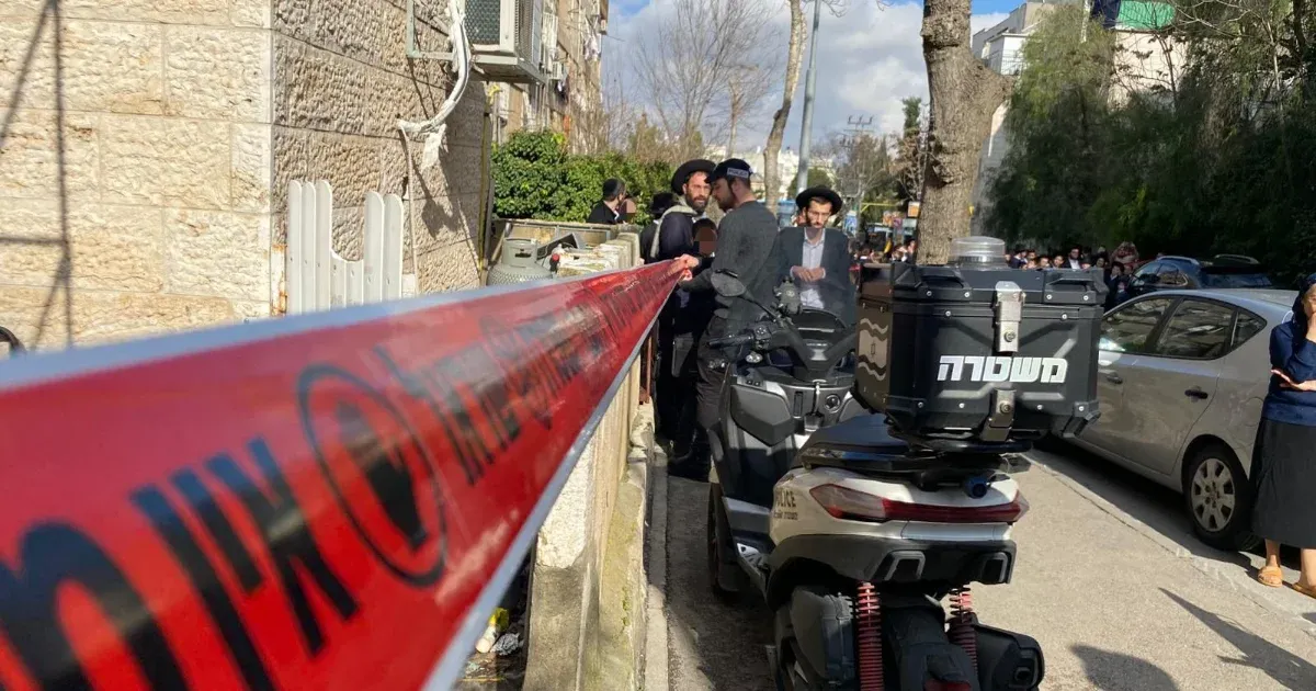 Két gyerek meghalt, több mint ötven kórházba került egy engedély nélkül működő jeruzsálemi bölcsődéből