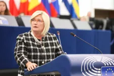 Von der Leyen kihagyta a negyedik bizalmatlansági indítvány vitáját, Gál Kinga ezt elfogadhatatlannak nevezte