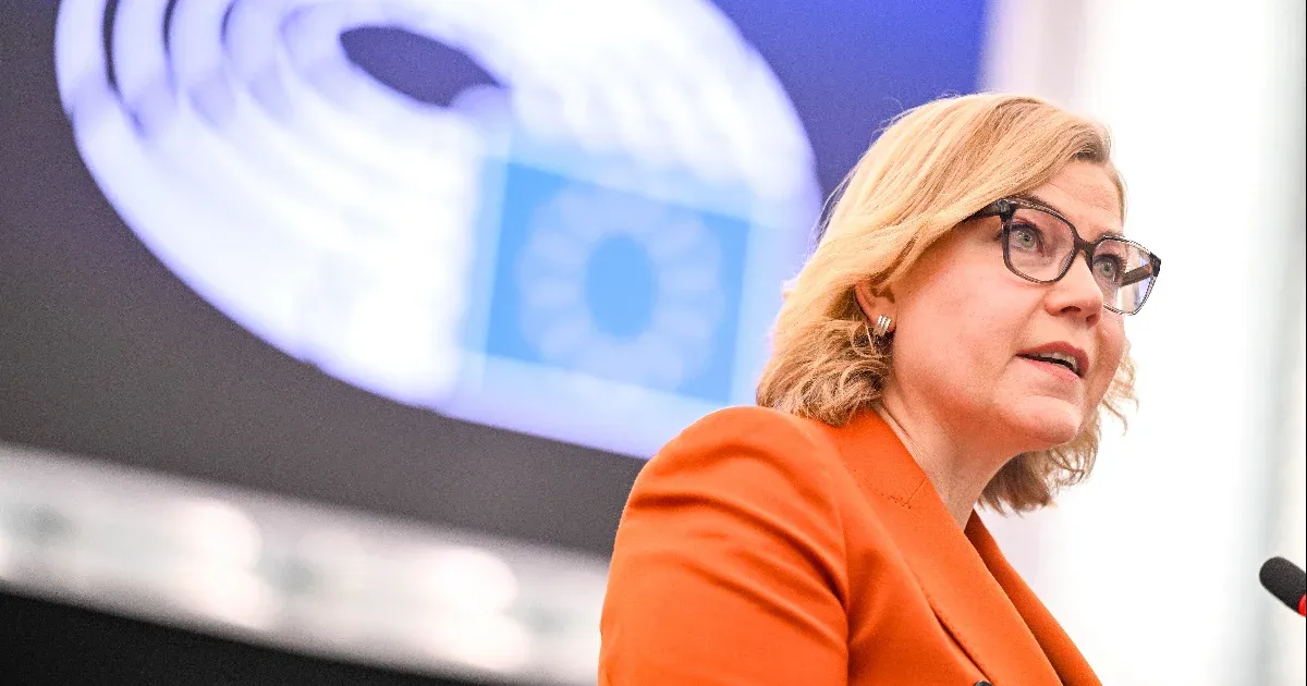 Vizsgálódik az Európai Bizottság az X meztelenítő mesterséges intelligenciája miatt