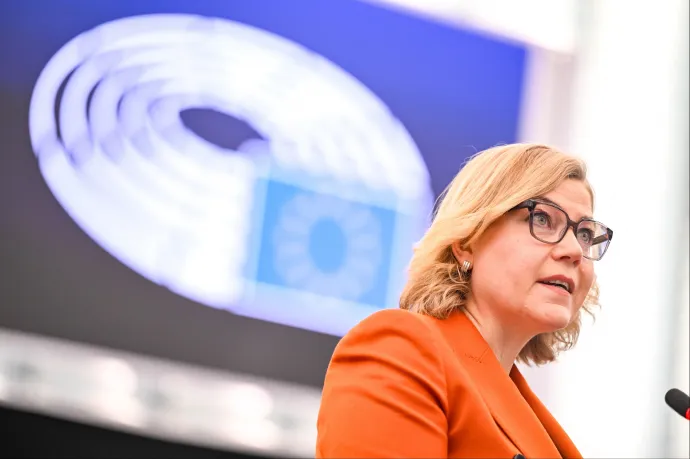 Vizsgálódik az Európai Bizottság az X meztelenítő mesterséges intelligenciája miatt