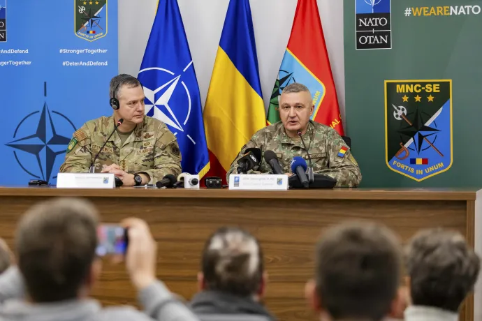 A katonai parancsnokok sajtótájékoztatója Nagyszebenben – Fotó: Ovidiu Dumitru Matiu / Inquam Photos