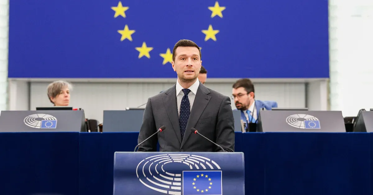 Trágárul üzentek Trumpnak, ellenlépéseket követeltek Grönland miatt a részben fideszes EP-frakcióból