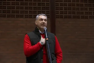 A több tucat ingatlannal rendelkező Lázár János szerint Kapitány István nem tudja, milyen 120 ezer forintos nyugdíjból megélni