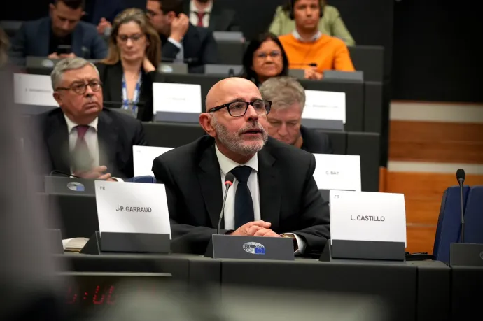 Egy francia képviselővel bővült a fideszesek európai parlamenti frakciója