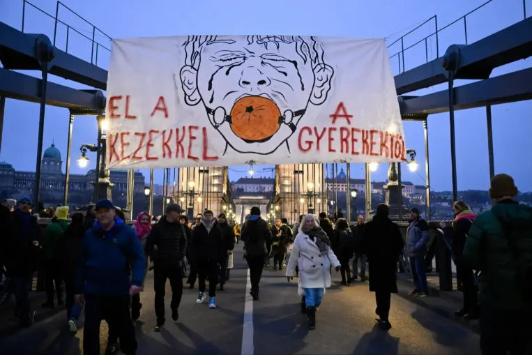 How Fidesz dug itself into a hole with its flagship policy