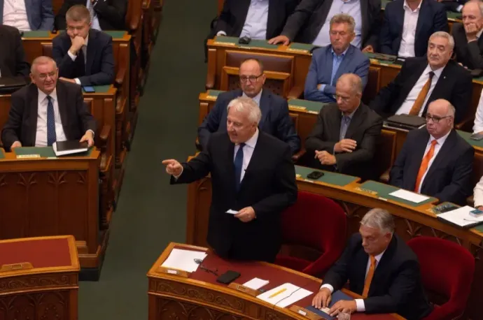 Zsolt Semjén's unscheduled speech in response to allegations concerning him at the plenary session of the Parliament on September 22, 2025 – Photo: Lujza Hevesi-Szabó / Telex