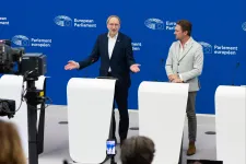 Néhány napon belül kitehetik az asztalra az EU gazdasági bazookáját Trump ellen