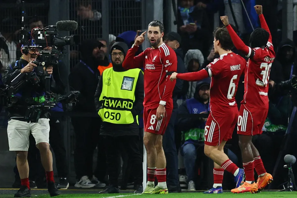 Szoboszlai ravasz szabadrúgásával vezet a Liverpool a BL-ben