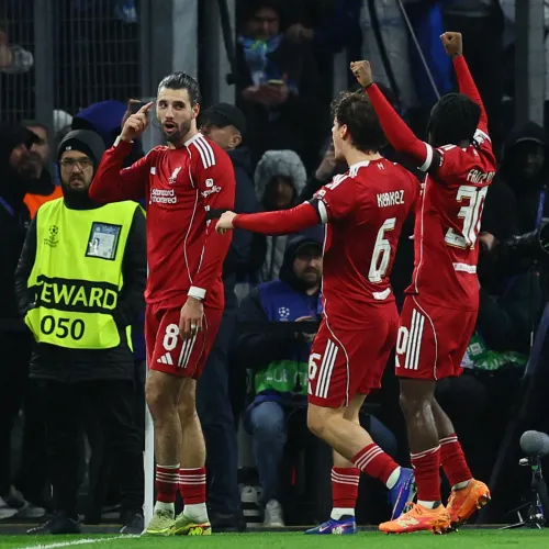 Szoboszlai ravasz szabadrúgásával vezet a Liverpool a BL-ben Kép