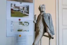 Makkai István szobrászművész nyerte a Sütő-szoborra kiírt pályázatot