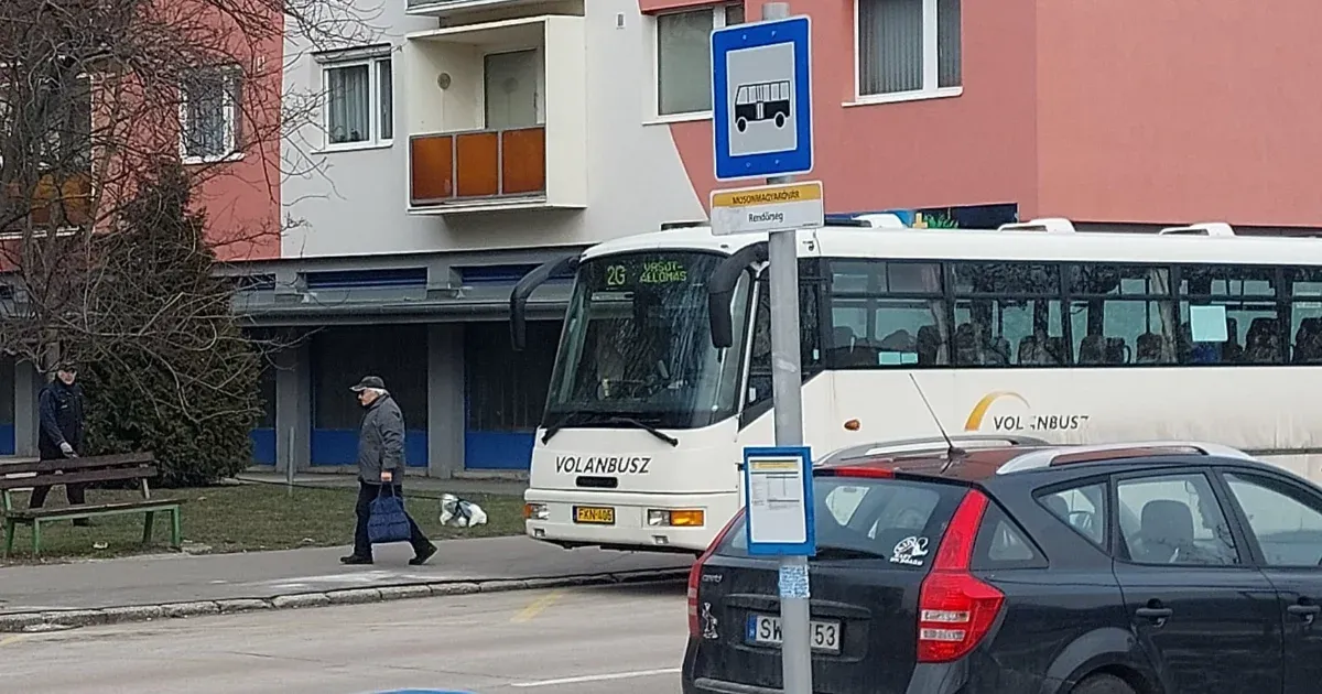 Havi buszbérlet kétszáz forintért, diákoknak egy százasért? Mosonmagyaróváron megcsinálják