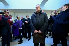 Egy érzelmes hírszerző, Dunába pottyant telefonok és egy bedöntött fintechcég igazgatója is előkerült a nagy bécsi kémperben