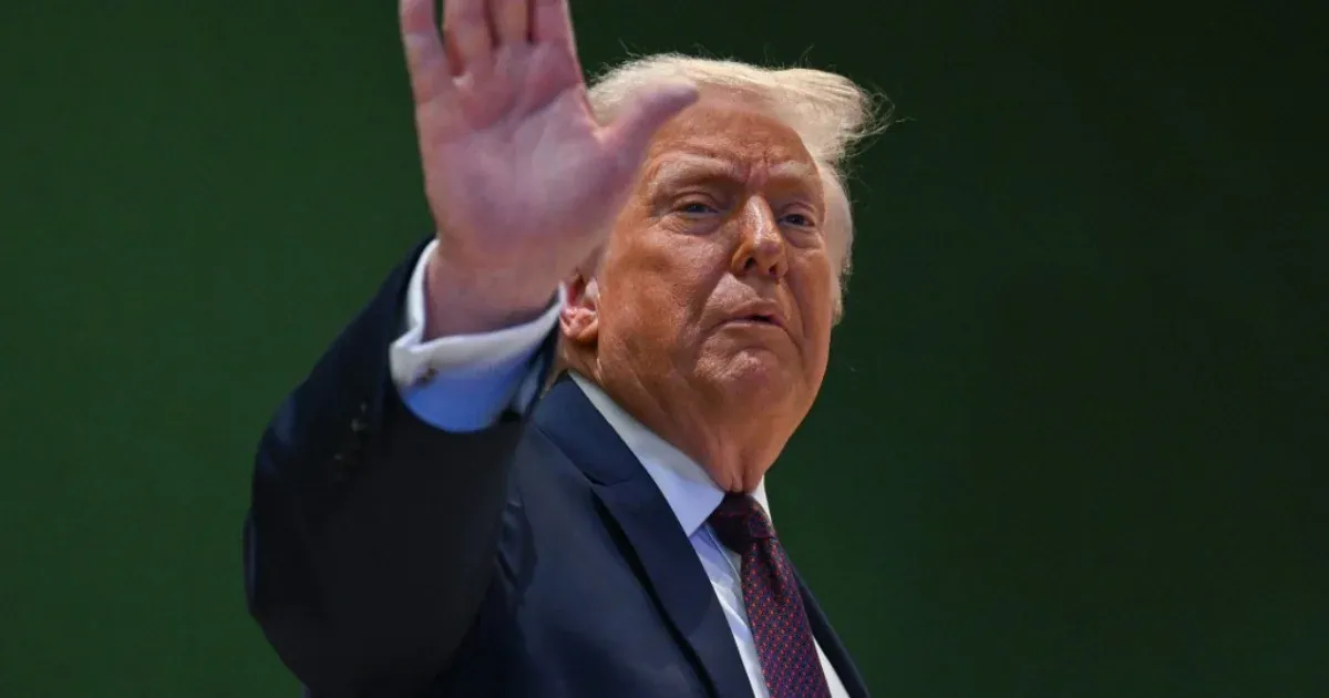 Trump most beperli a legnagyobb amerikai bankot is