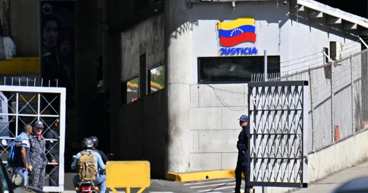 Épségben hazaért az egyik venezuelai börtönből kiengedett magyar