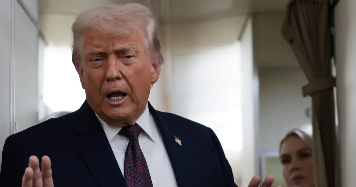 Trump: Figyeljük Iránt, sok hajónk halad most arrafelé