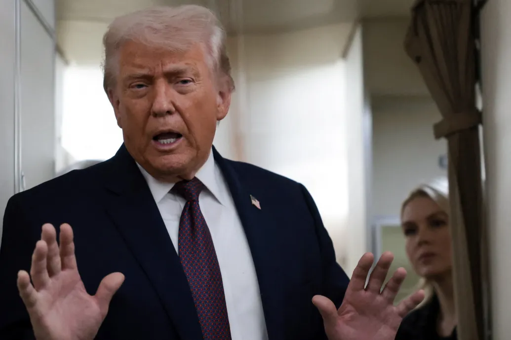 Trump: Figyeljük Iránt, sok hajónk halad most arrafelé