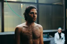 Ha túl sokat szomorkodsz, elvisz a boldogságrendőrség