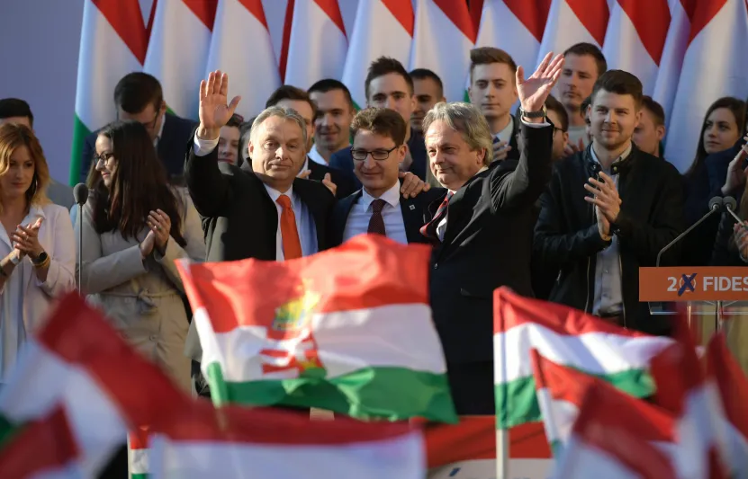 Számok mutatják meg, hogy miért a polgármesterektől várja Orbán Viktor a Fidesz győzelmét
